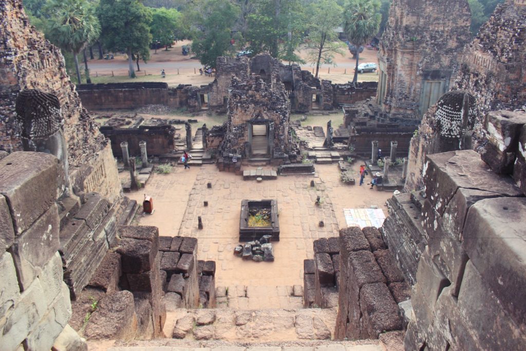 Guide to visiting the temples of Angkor in Cambodia 